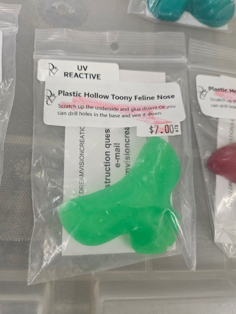 Ready to Ship Heavy Discount Item: Plastic Hollow Toony Feline Nose