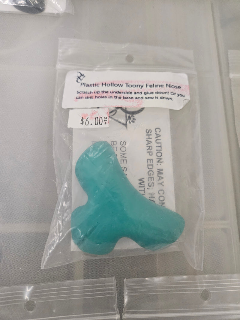 Ready to Ship Heavy Discount Item: Plastic Hollow Toony Feline Nose