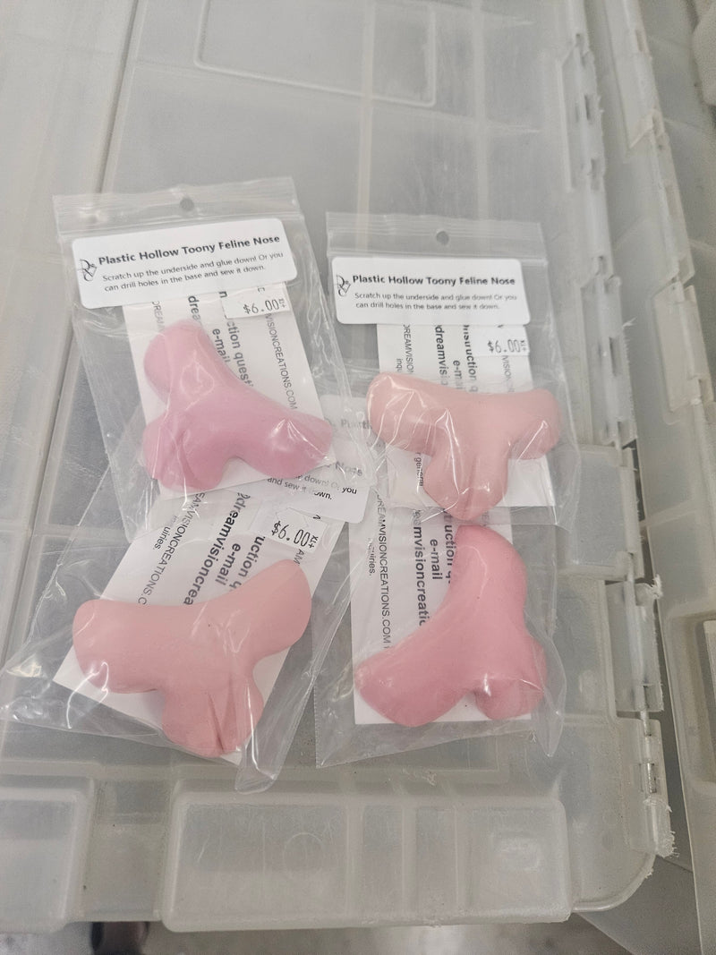 Ready to Ship: Plastic Hollow Toony Feline Nose