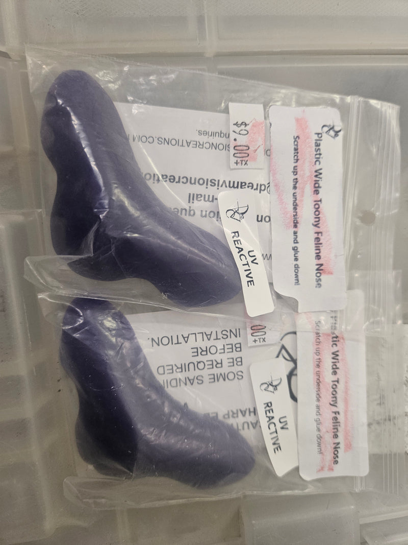 Ready to Ship - Heavy Discount Item: Plastic Wide Toony Feline Nose