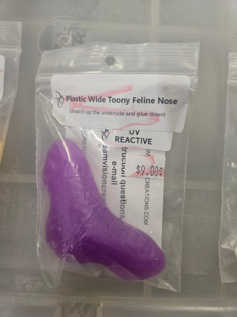 Ready to Ship - Heavy Discount Item: Plastic Wide Toony Feline Nose