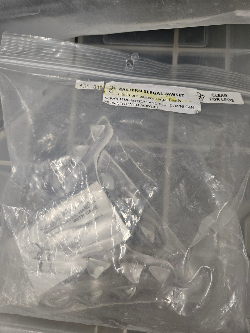 Ready to Ship - Heavy Discount Item: Eastern Sergal Jawset