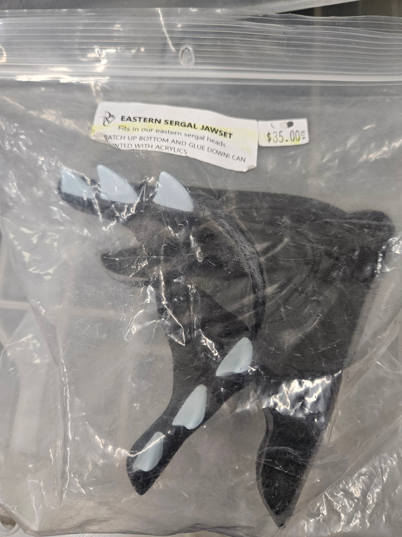 Ready to Ship - Heavy Discount Item: Eastern Sergal Jawset