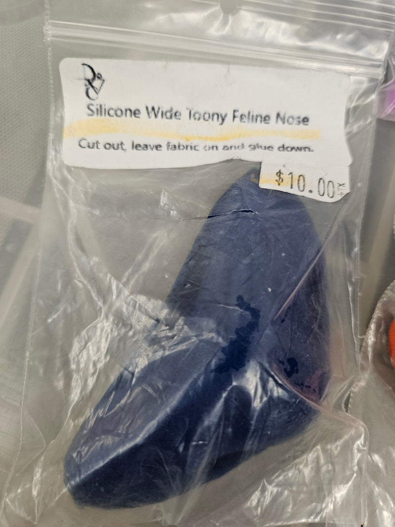 Ready to Ship - Heavy Discount Item: Silicone Wide Toony Feline Nose