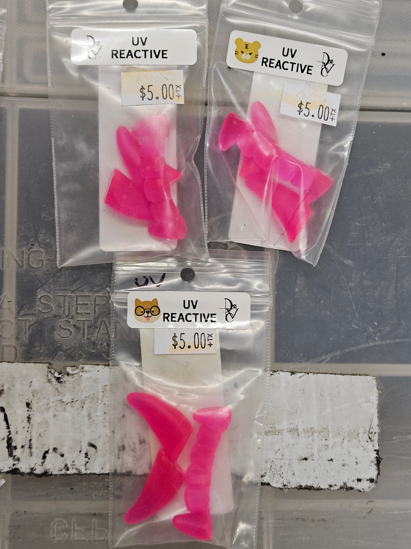 Ready to Ship - Heavy Discount Item: Small Teeth