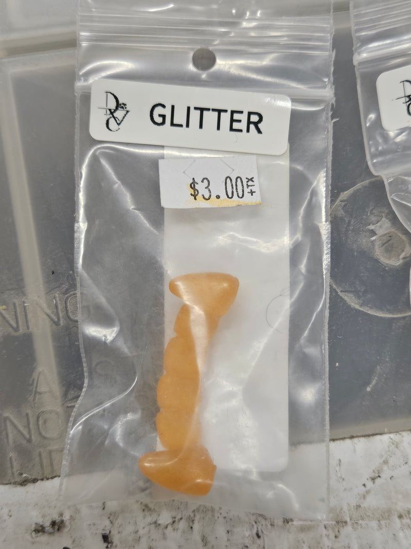 Ready to Ship - Heavy Discount Item: Small Teeth