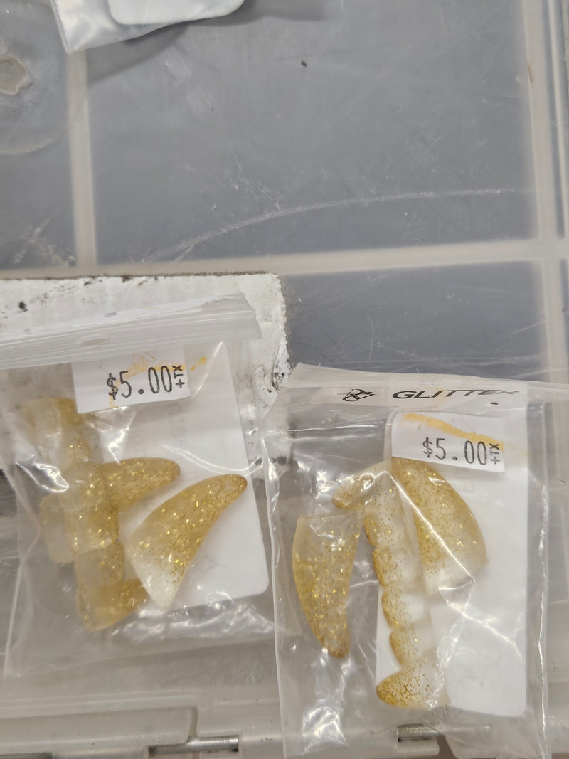 Ready to Ship - Heavy Discount Item: Small Teeth