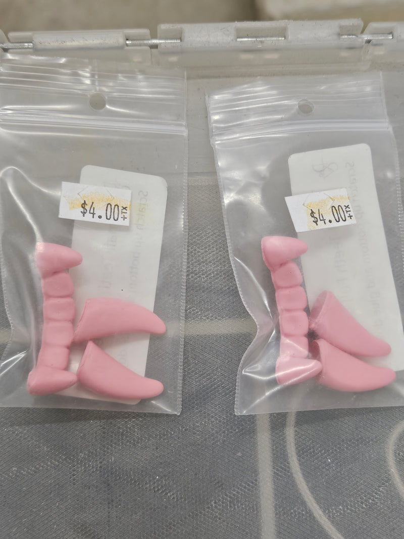 Ready to Ship - Heavy Discount Item: Small Teeth