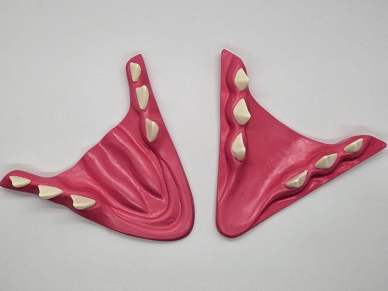 Basic Eastern Sergal Jawset