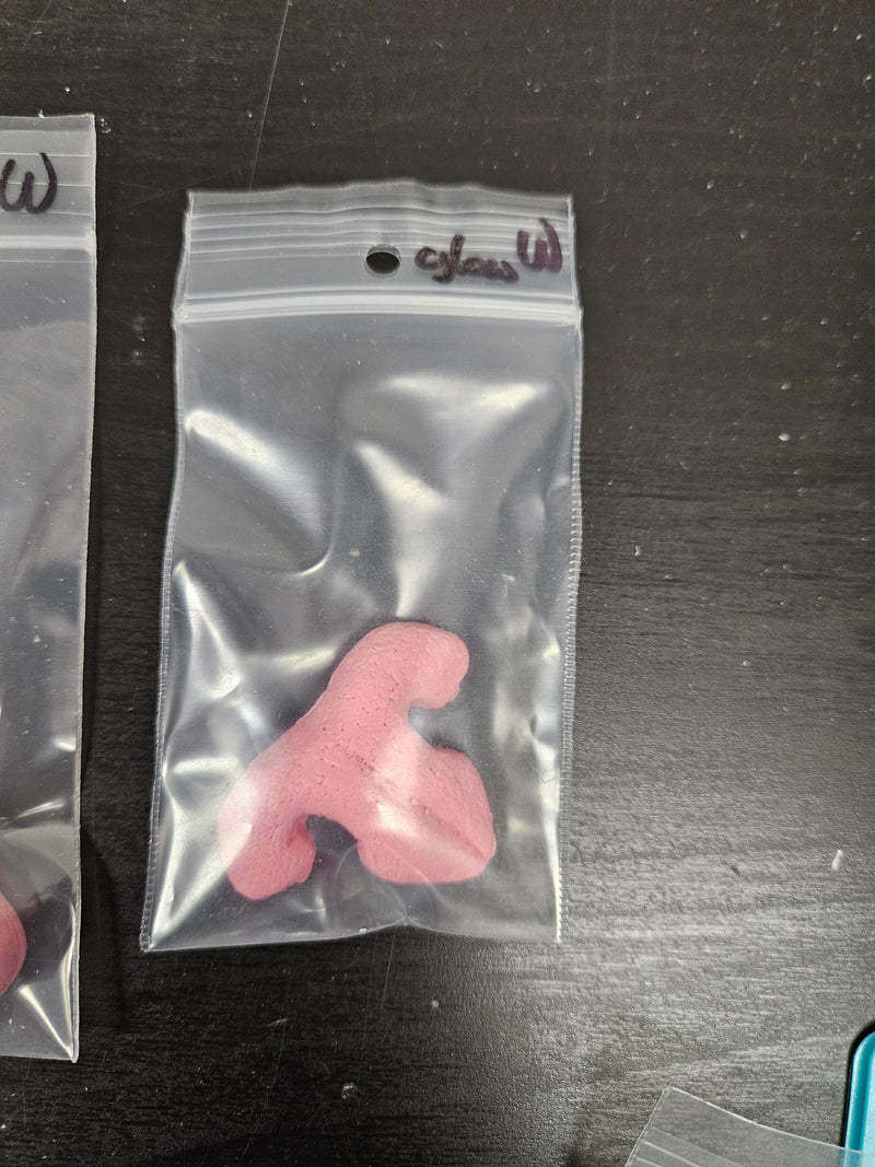 Ready to ship: Plastic Realistic Small Feline Nose