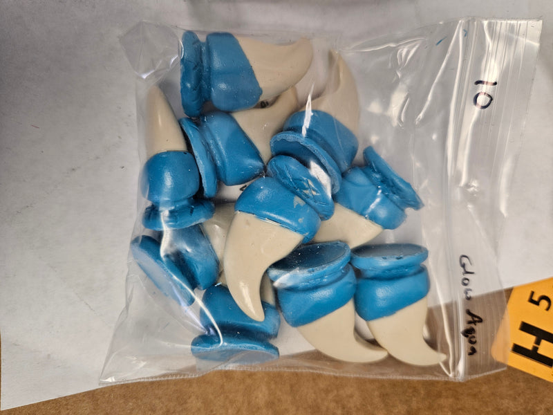 Ready to ship: Realistic Feline Claw Packs