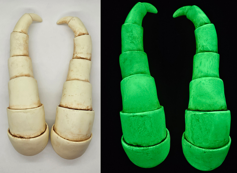 Plastic Glow in the Dark Pataflafla Horns
