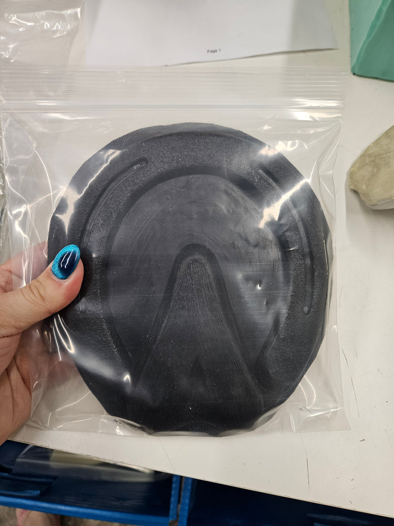 Ready to Ship: Hoof Bottoms/Horseshoes