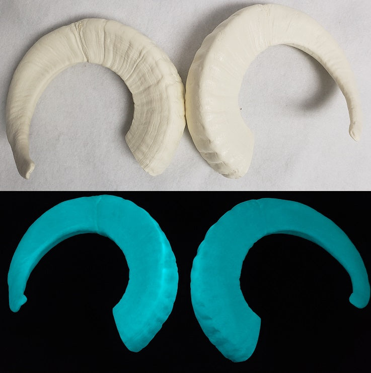 Plastic Glow in the Dark Single Curl Ram Horns