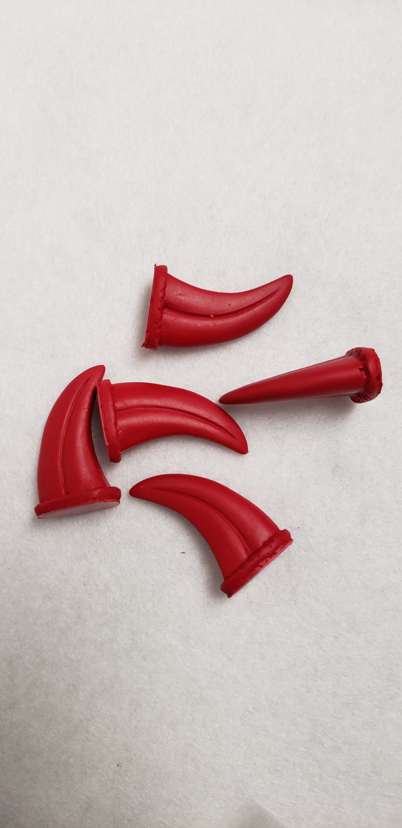 Basic Opaque Mini Raptor Claws *Sold per claw*