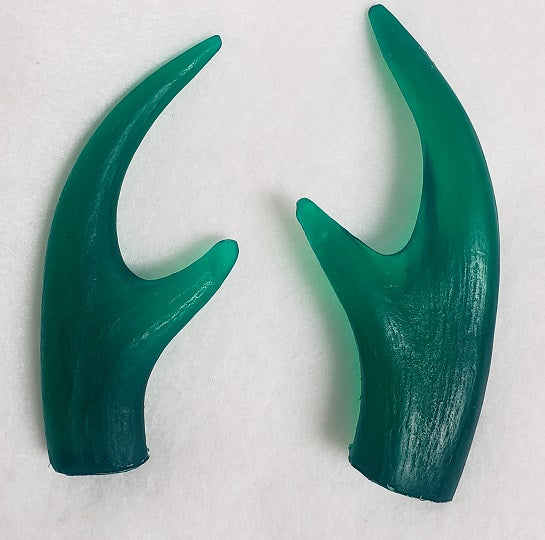 Plastic Clear Frosted Four Point Antler Tips