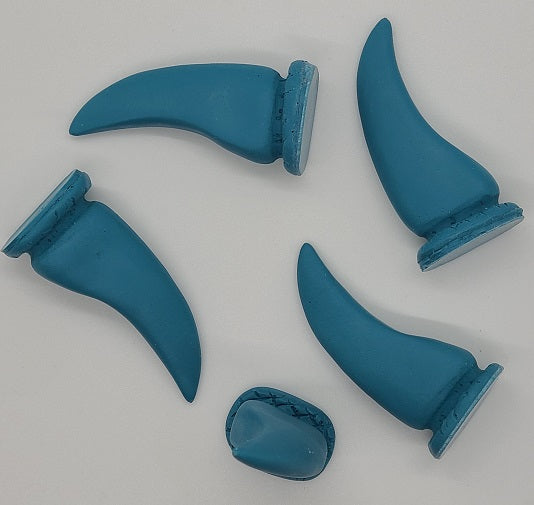 Basic Opaque Bear Claws *Sold per claw*