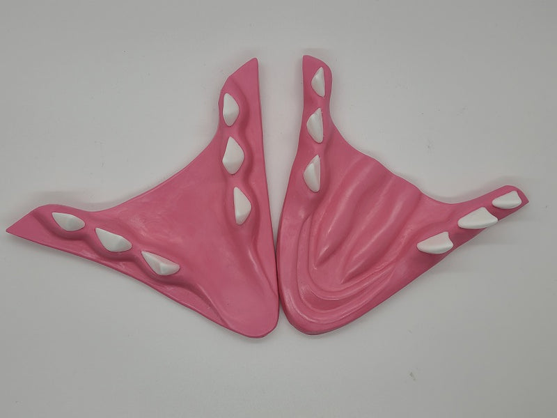 Basic Eastern Sergal Jawset