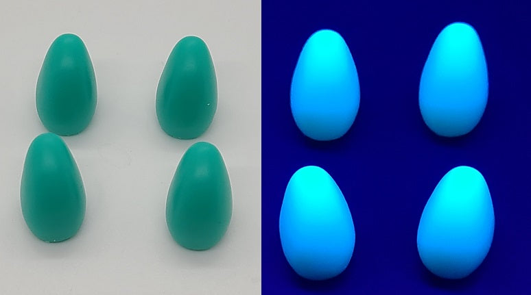 UV Reactive Small Toony Fangs