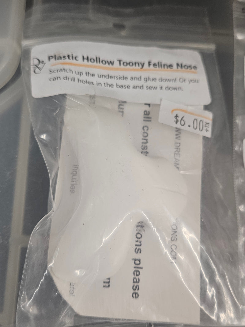Ready to Ship Heavy Discount Item: Plastic Hollow Toony Feline Nose