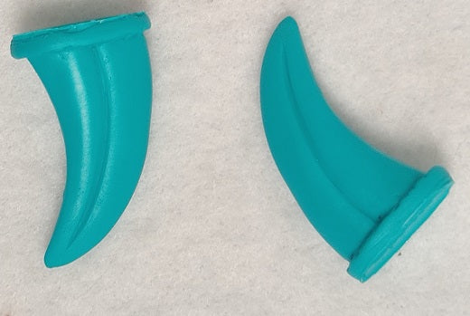 Basic Opaque Mini Raptor Claws *Sold per claw*