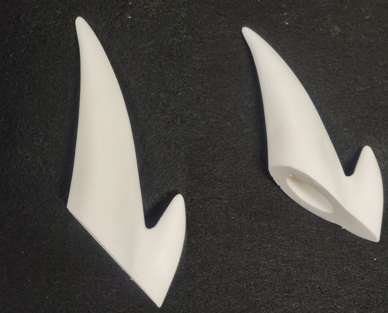 Plastic Opaque 2 Point Horn *Sold Per Horn*