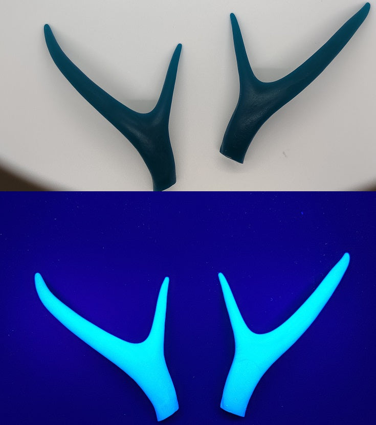 Plastic UV Reactive Straight Four Point Deer Antlers