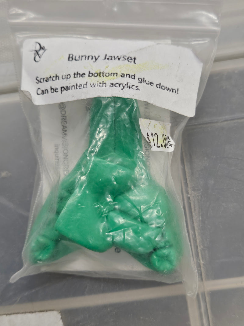 Ready to Ship - Heavy Discounted Item: Old Style Bunny Jawset