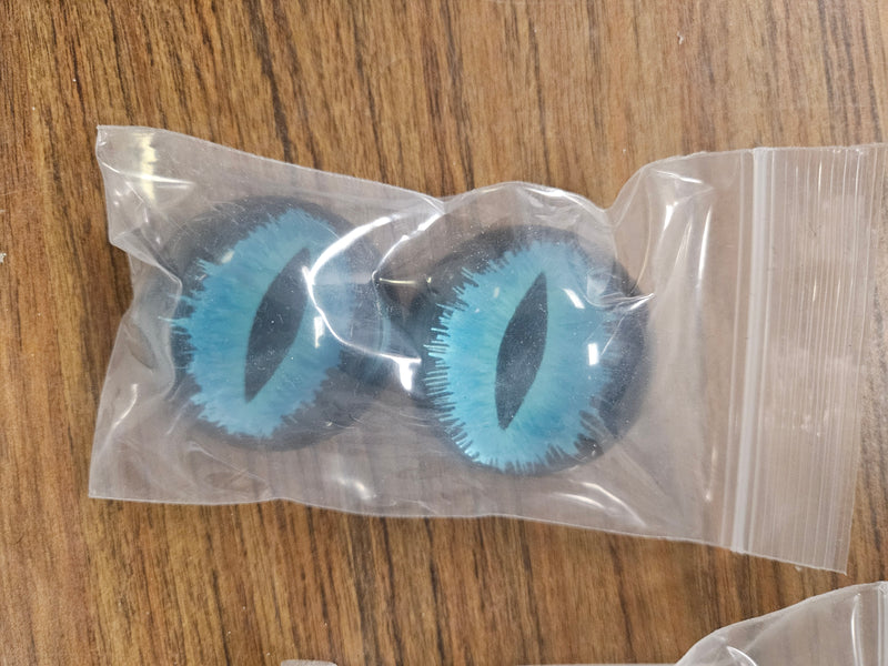 Ready to ship: 2" 3D Painted Eyes