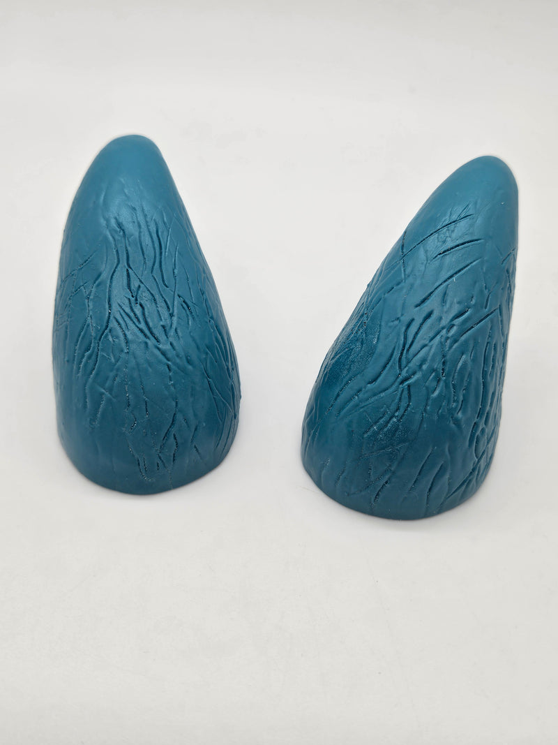 Plastic Opaque Birdcat Horns
