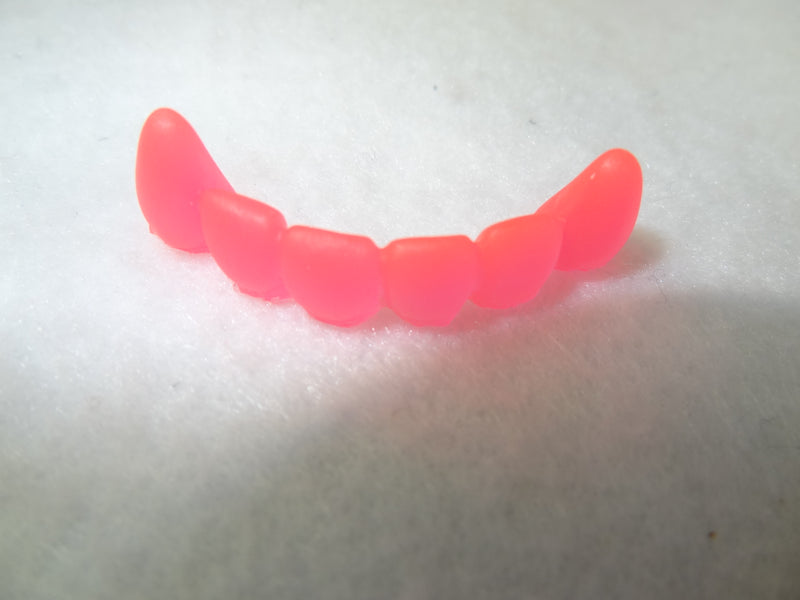 UV Reactive Small Teeth